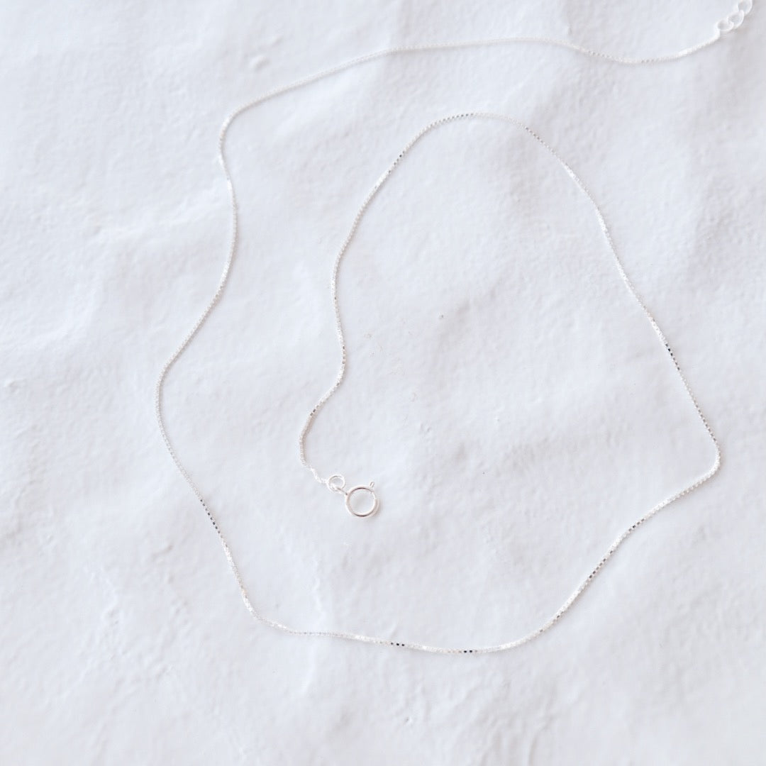 Box Chain Silver Regular Necklace - PeacePiecesJewelry