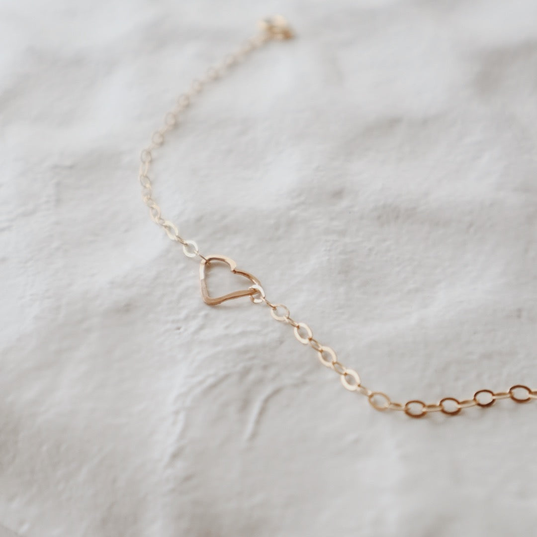 Hammered Heart Gold Bracelet - PeacePiecesJewelry