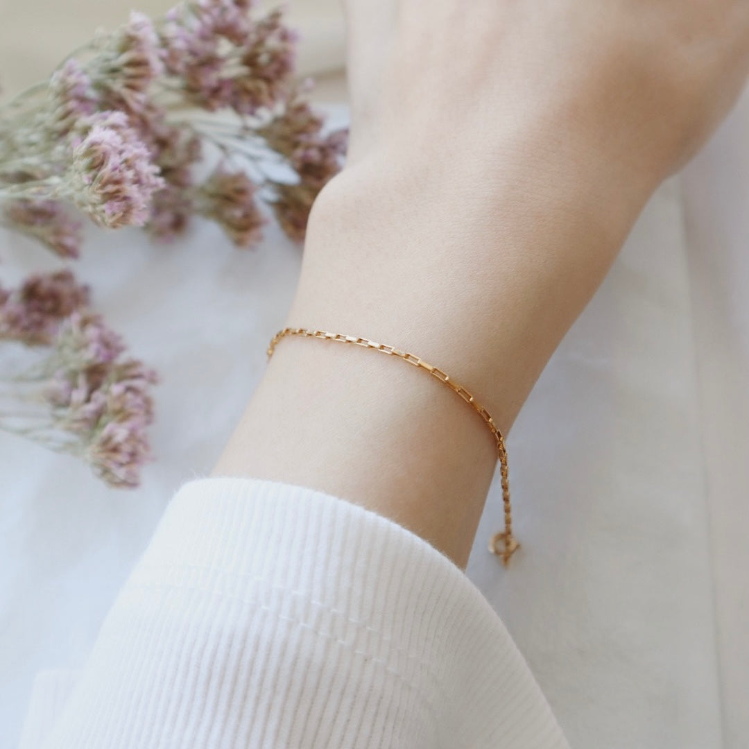 Open Box Gold Bracelet - PeacePiecesJewelry