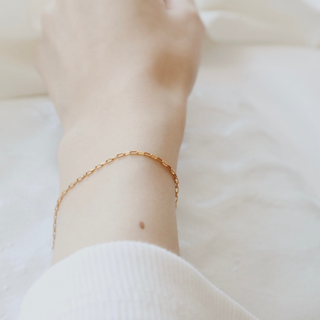 Open Box Gold Bracelet - PeacePiecesJewelry