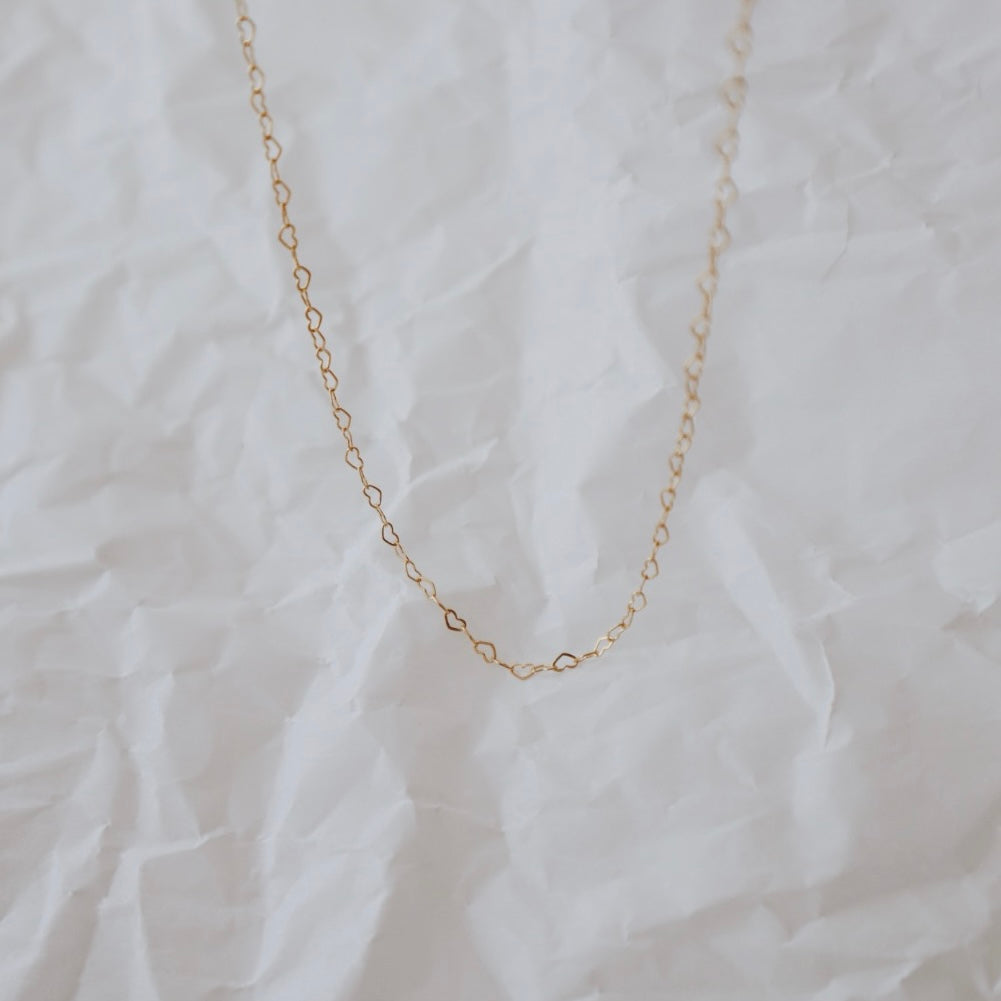 Hearts Chain Gold Necklace - PeacePiecesJewelry