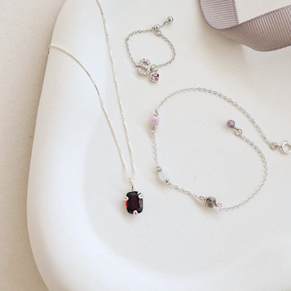 Garnet Gemstone Silver Necklace