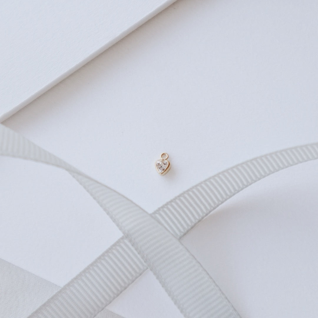 White Zircon Heart Gold Charm 4mm - PeacePiecesJewelry