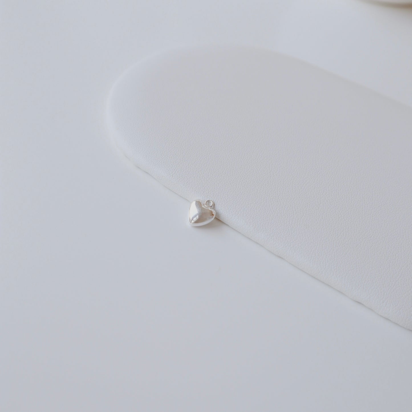 Plain Heart Charm Silver - PeacePiecesJewelry