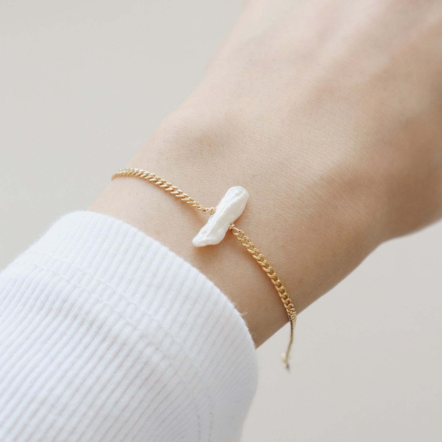 Diana Pearl Bracelet