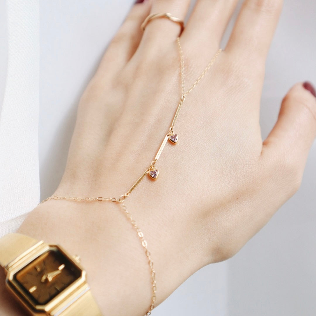 Zeina Gold Hand Chain (3 Blocks) - PeacePiecesJewelry