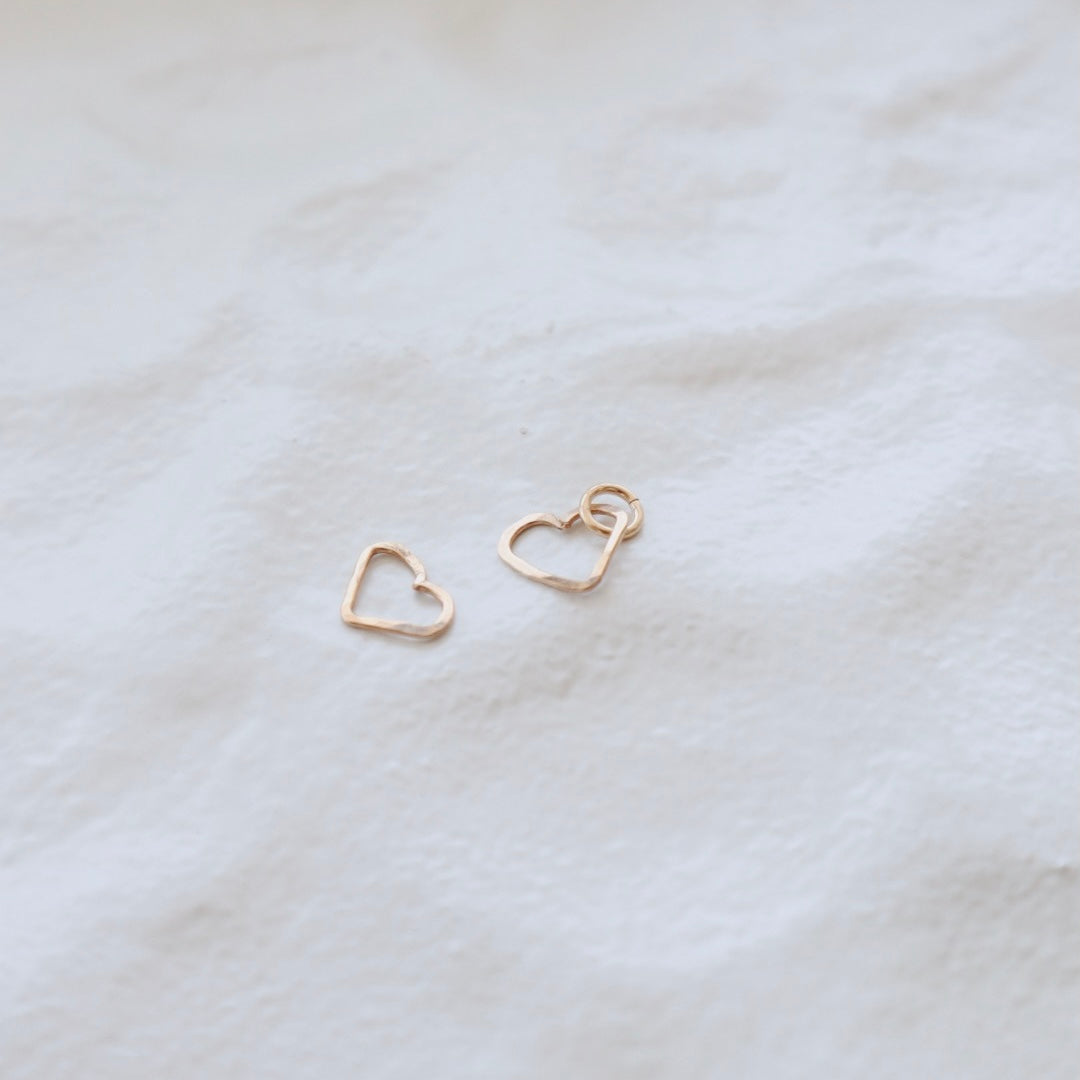 Hammered Heart Charm - PeacePiecesJewelry