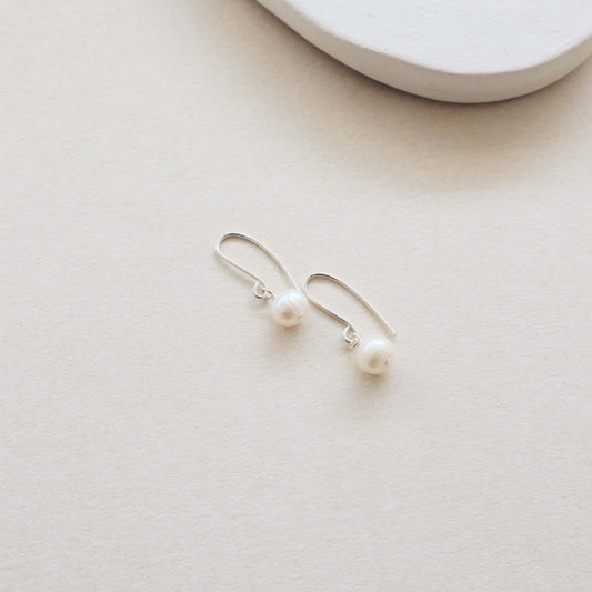 Pearl earrings 