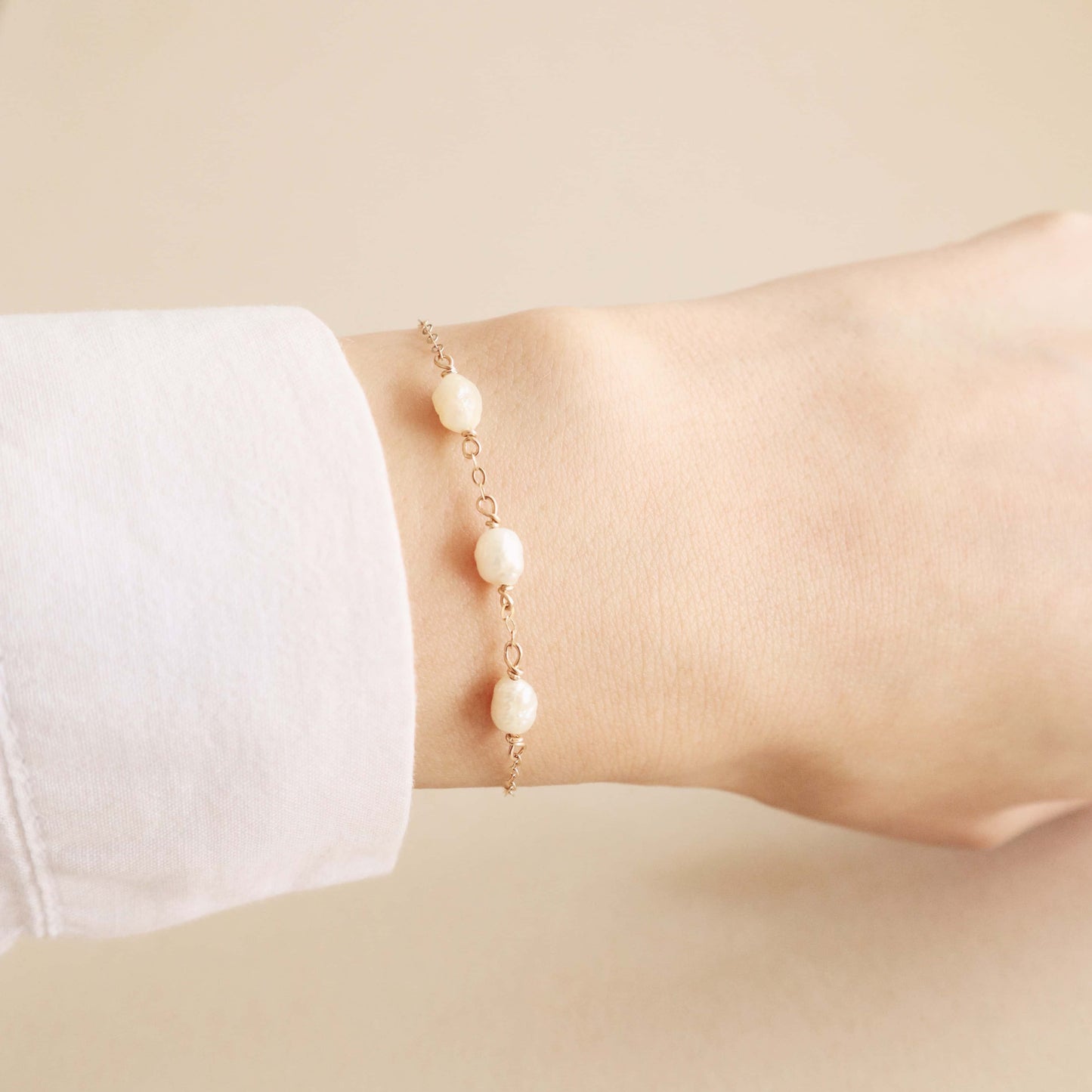 Pearls Bracelet PeacePiecesJewelry
