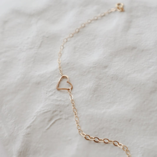Hammered Heart Gold Bracelet - PeacePiecesJewelry