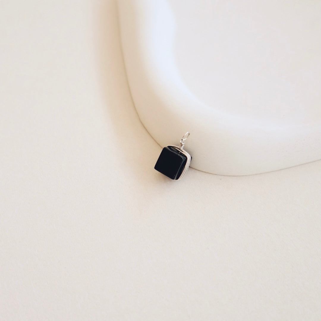 Black Onyx Silver Pendant