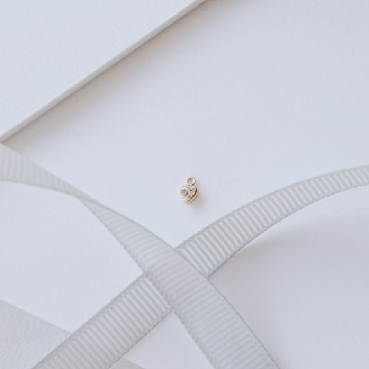 White Zircon Heart Gold Charm 4mm - PeacePiecesJewelry