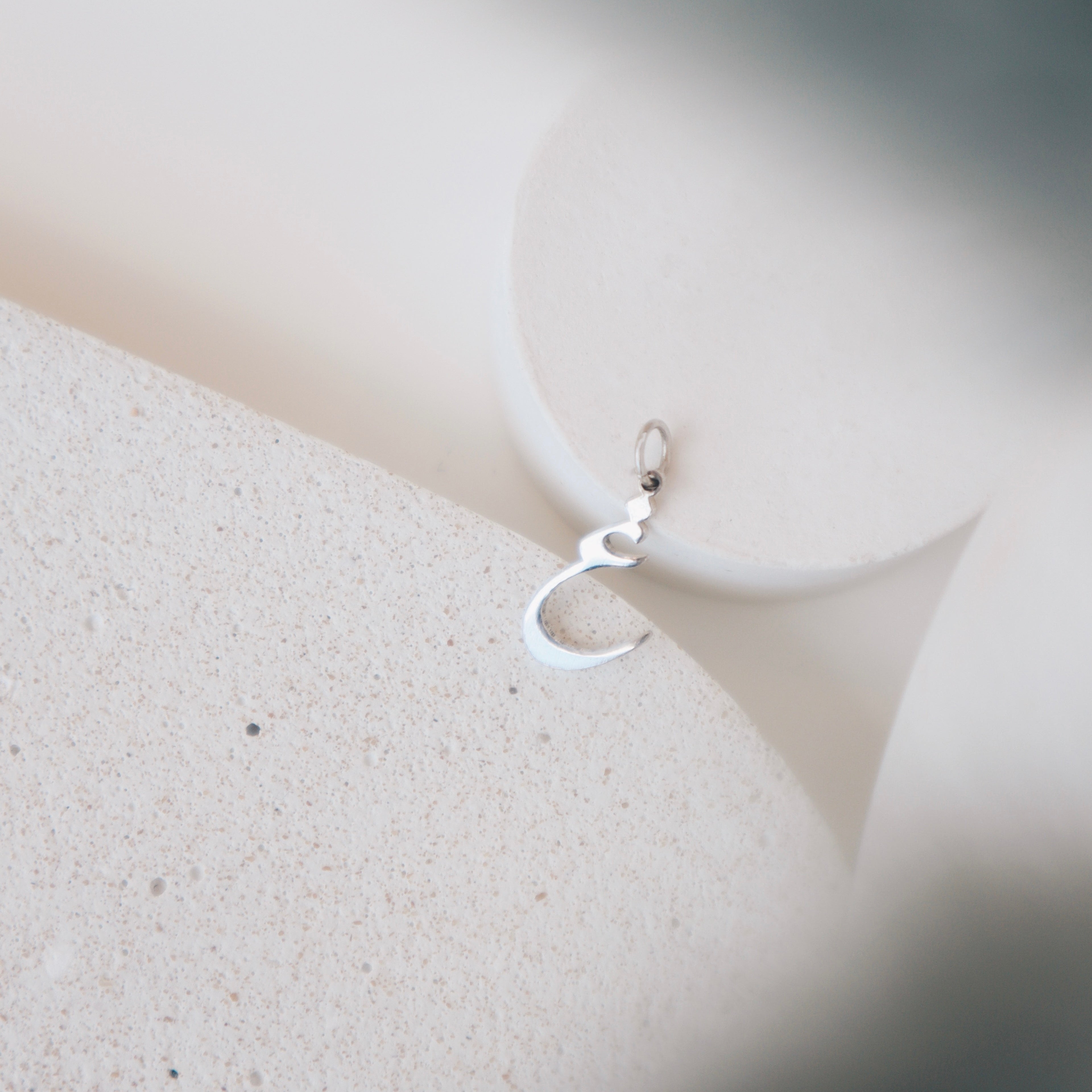 Arabic Letters - PeacePiecesJewelry