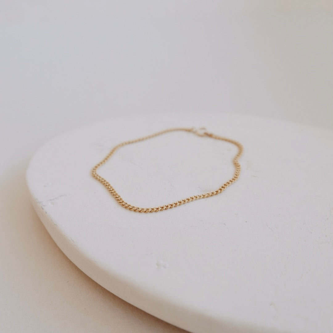Curb Bracelet - PeacePiecesJewelry