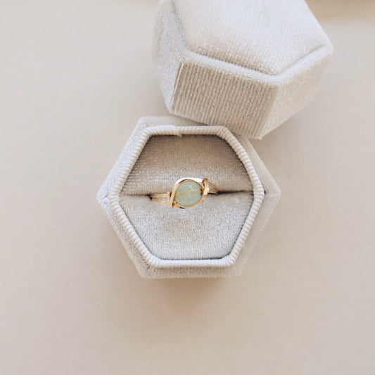 Green Tourmaline Flat Wire Gold Ring - PeacePiecesJewelry