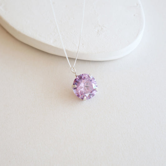Round Light Amethyst Gemstone Silver Necklace