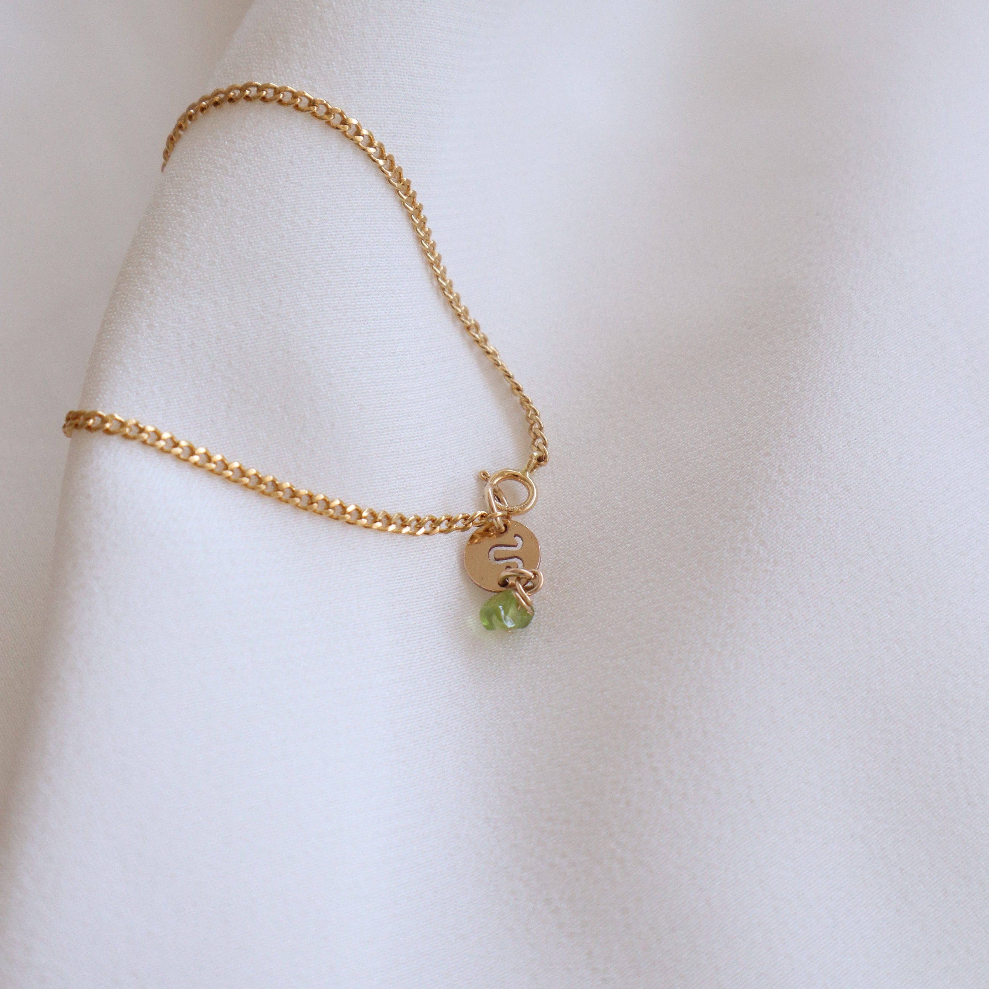 Leo Curb Bracelet