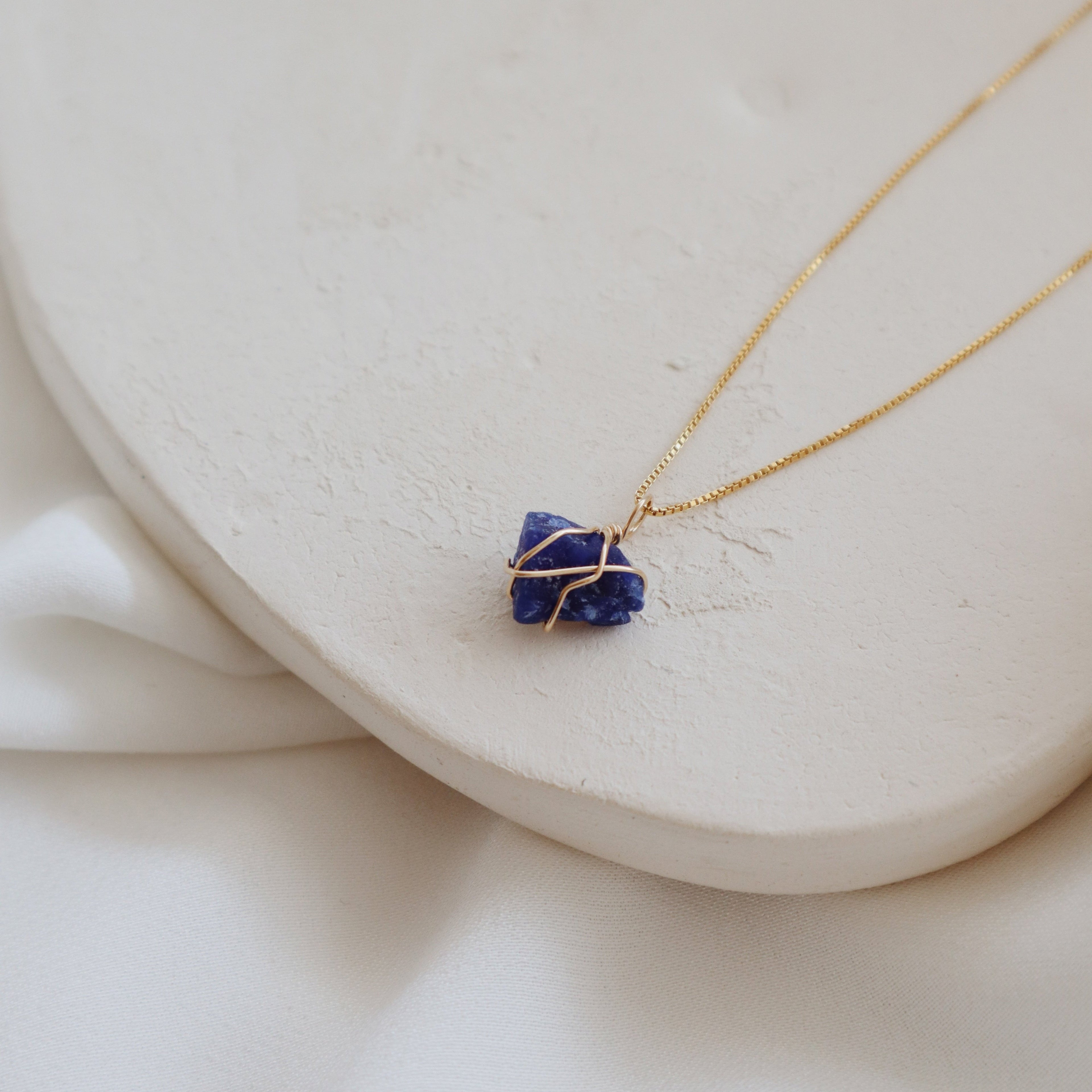 Raw Sapphire Necklace PeacePiecesJewelry