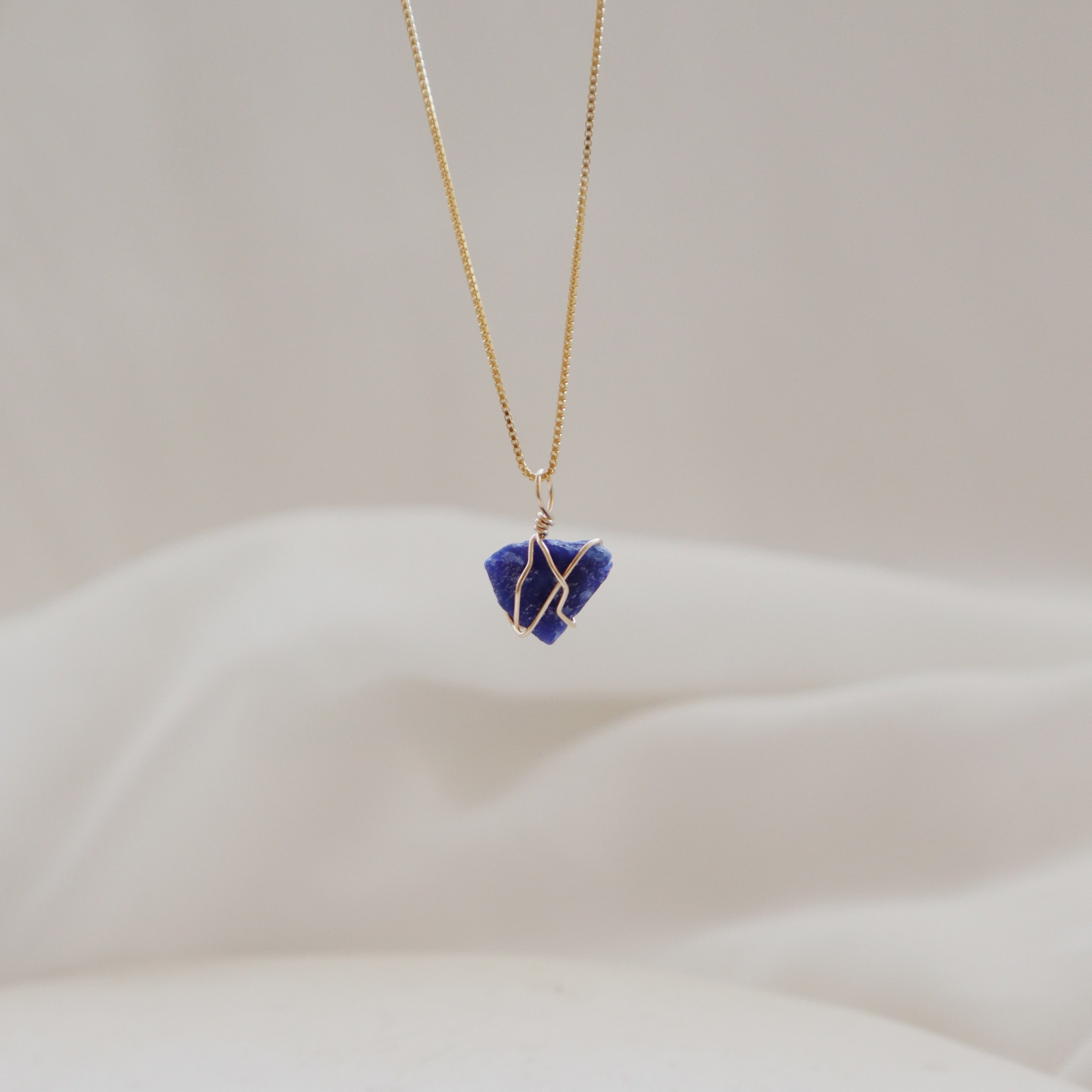 Raw Sapphire Necklace PeacePiecesJewelry