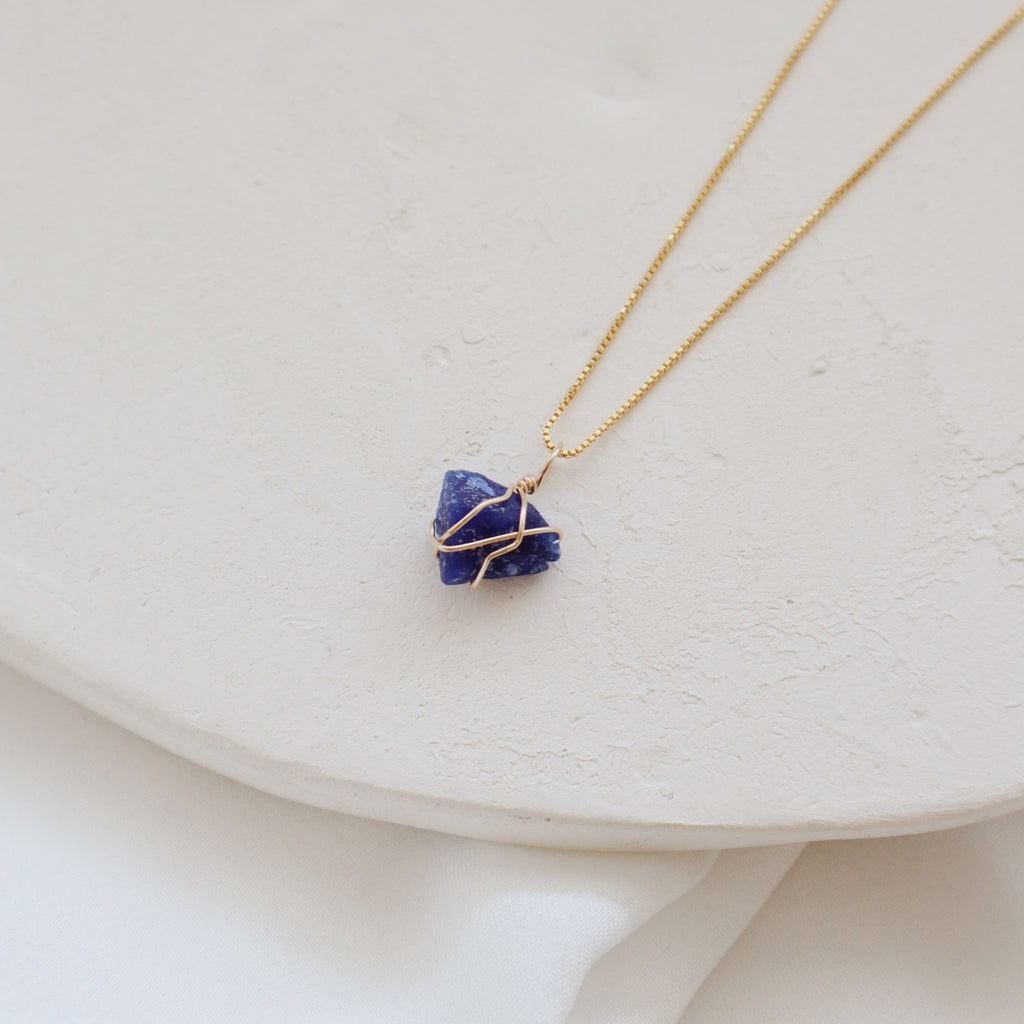 Raw Sapphire Necklace PeacePiecesJewelry